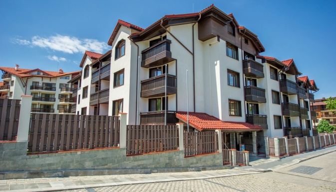 7_pools_apartments_Bansko_Air_Tour_Travel